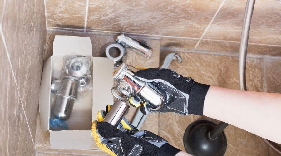 Professional gutter cleaning in Dyer, NV